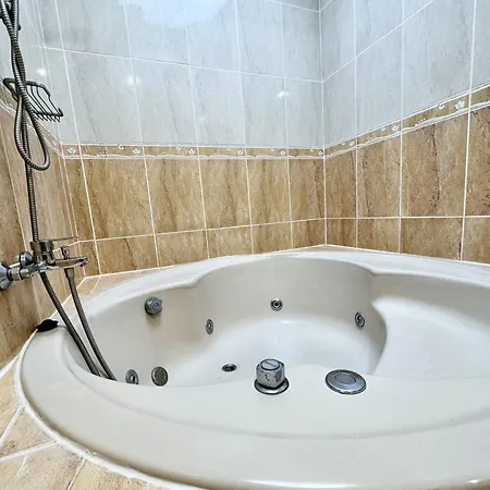 Great Escape, Golf Del Sur