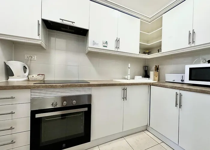 Great Escape, Golf Del Sur