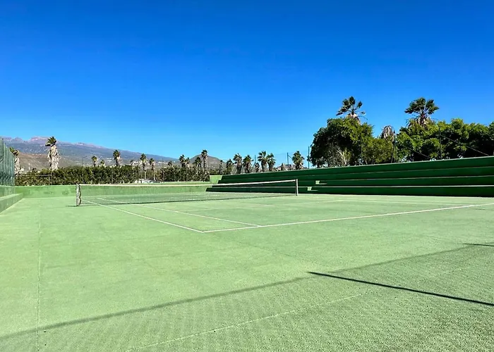 Great Escape, Golf Del Sur *