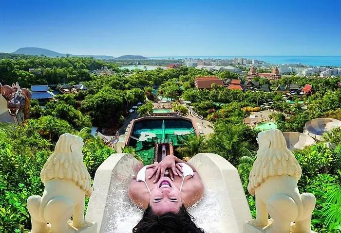 Great Escape, Golf Del Sur