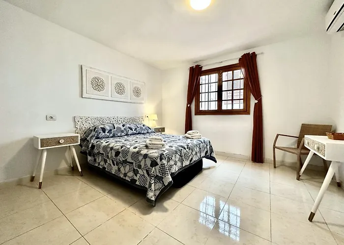 Great Escape, Golf Del Sur ヴィラ サンミゲル・デ・アボナ